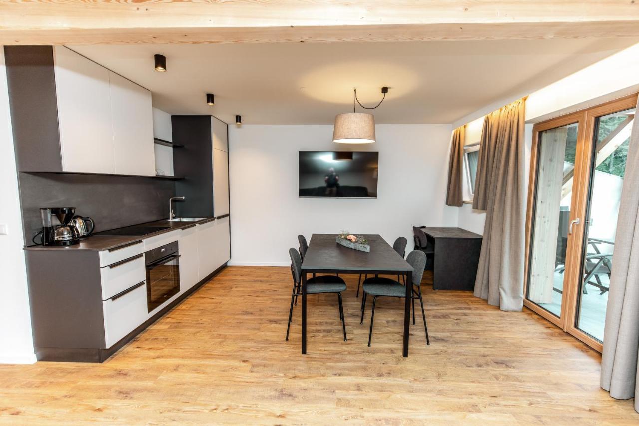 Апартаменты Tyrol Living & Cafe Нова-Леванте Экстерьер фото