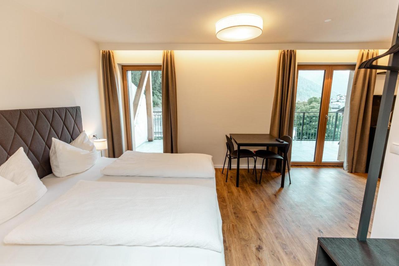 Апартаменты Tyrol Living & Cafe Нова-Леванте Экстерьер фото