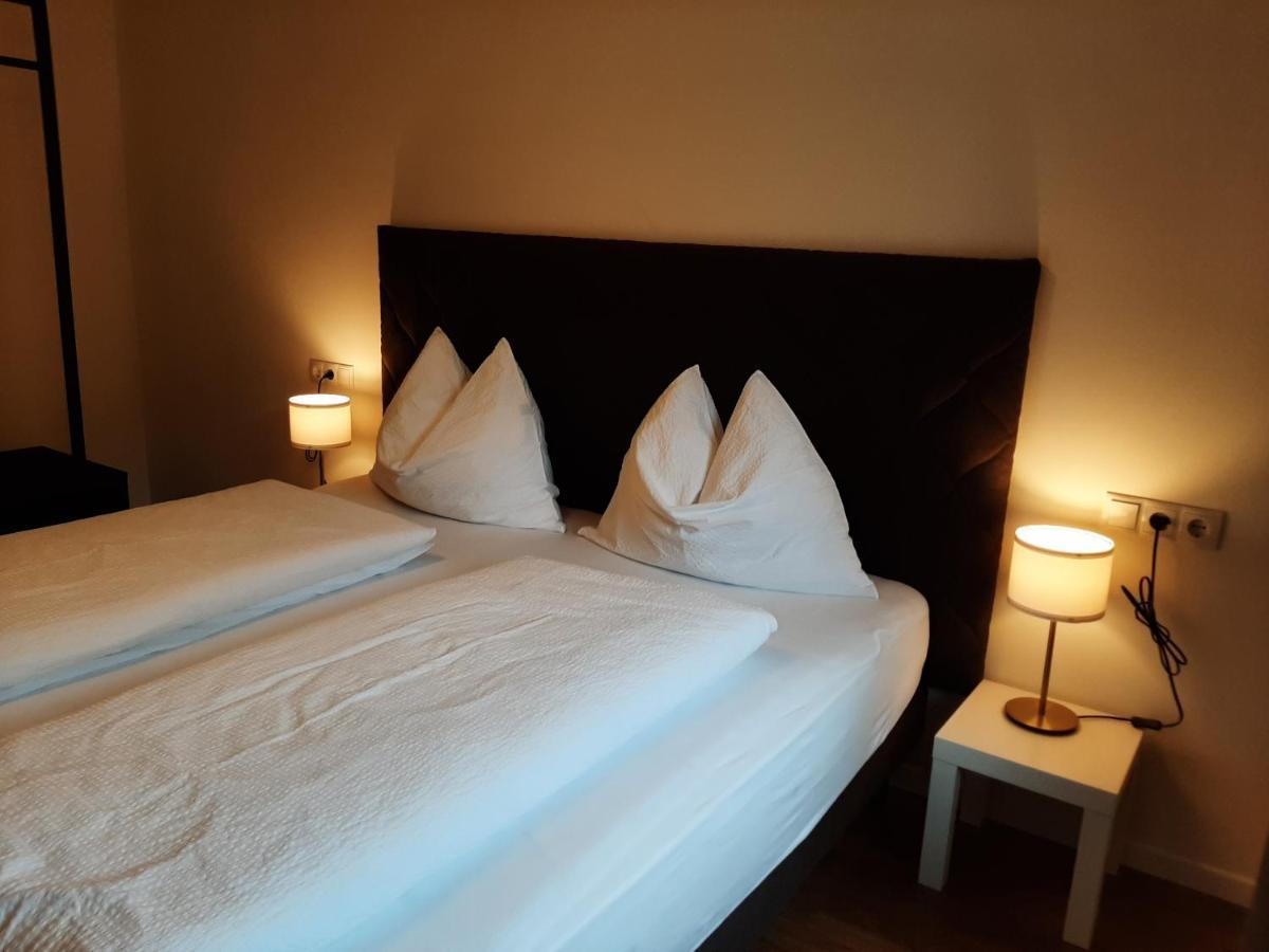Апартаменты Tyrol Living & Cafe Нова-Леванте Экстерьер фото